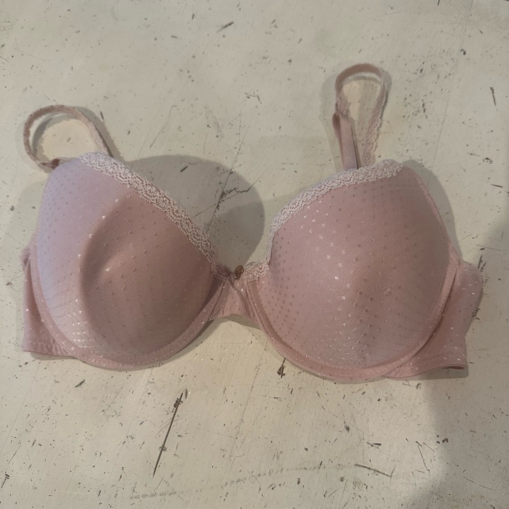 Light pink bra
